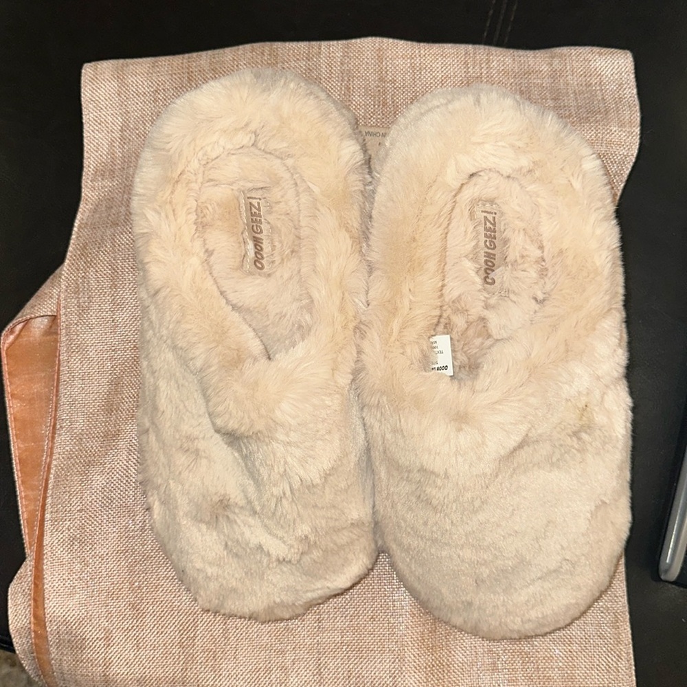 Nice soft women's slippers!